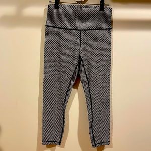 Wunder Under high-rise tight 25” full-on luxtreme